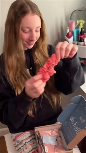 Unboxing the Softest Reversible Bra EVER 💕 | Bleuet PR Unboxing 💙