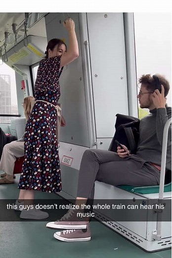 The Hilarious Headphones Prank Everyone Is Talking About