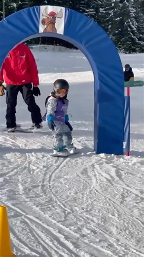 New this year, our Griz Kids Centre for 3 - 5 year olds! Set your preschooler up for a life-long love of the mountains with our Griz Kids lesson and indoor play packages. Our kids’ specific instructors focus on fun, safety, and building skills to instil a passion for skiing and snowboarding while growing their confidence on the mountain. Our Griz Kids Centre offer combined on-snow lessons and indoor play packages. Full day: 9 AM - 4 PM Half Day: 9 AM - 12 PM and 1 PM - 4 PM Head to the link for 