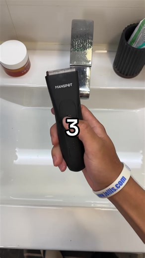💧Prueba del agua: la afeitadora eléctrica masculina que funciona incluso mojada 🪒#afeitadora #DepilaciónMasculina #ofertasdesanvalentín #groomingtips #recortadora