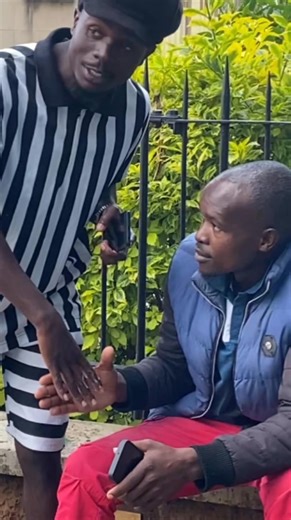 Pranks on your men out here 😹 #ellysindani #Explodeshow #prank #entertainment #viral #Comics @topfans Explode show | Explode show