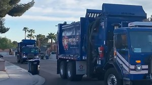 3-year-old surprised by garbage truck birthday parade during coronavirus lockdown - National | Globalnews.ca