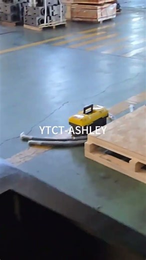 Skid steer loader use post driver hydraulic hammer with grab