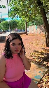 23K views · 744 reactions | Ju não aceitou sentar em outro lugar, ali ela estava perto do carro kkkk | Irmãs Autistas | Facebook