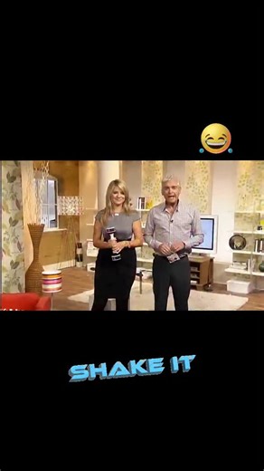 Simon Cropper on Instagram: "🎥 Holly & Phillip Lose It on Live TV 😂 A legendary This Morning moment — when Holly Willoughby and Phillip Schofield tried the “Shaking Dumbbell” on live television… and instantly realised what it looked like 😅💀 British daytime TV gold! #reels #reelitfeelit #reelsinstagram #england #britishcomedy #classictv #funnyclip #hollywilloughby #phillipschofield #thismorning #tvblooper #liveTV #momentofmadness #comedygold #unintentionallaughs #iconicmoment #britishhumour #