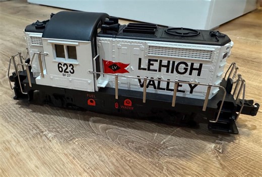 RMT Lehigh Valley BEEP Diesel Locomotive #623 | O Gauge Model Train | Runs C9 - Etsy
