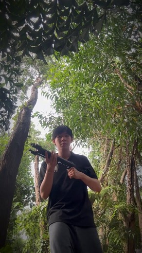 Quỷ đỏ nằm ngủ