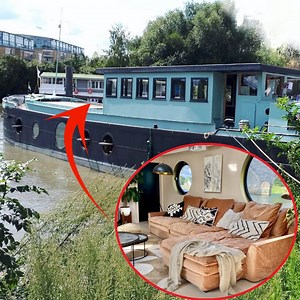 This Gorgeous $1 Million Houseboat Is Selling for Less Than the Price of a Beer