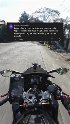 800k a month sweldo ni @Bryl 💻 pero Ford lang sasakyan