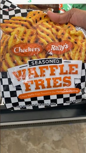 😳Checkers/Rallys has waffle fries #wafflefries #checkers #rallys #dollartree #new