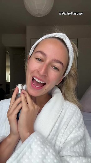 My go-to serum when my skin needs a little boost! @Vichy Laboratoires #VichyPartner Minéral 89 Booster Serum #VichyUSA #VichyLover #MevsDehydration