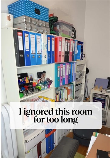 This room was quietly draining my energy every single day - not because it was messy, but because the setup didn’t make sense for how we actually live and work. The desk placement. The furniture flow. The way things piled up with no clear purpose. So I didn’t start by decluttering. I fixed the structure first. Once the room worked again, everything felt lighter - easier to maintain, easier to use, easier to breathe in. Follow for realistic home systems that actually work with kids and real life.