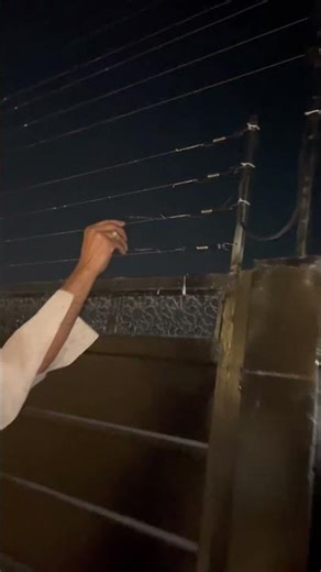 Electric fence testing#electrician #shorts #electrical #viral