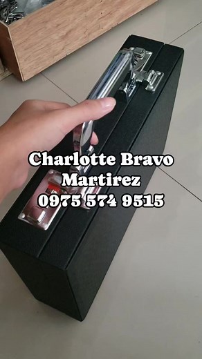 Flexing 48-50 Capacity Taribox , Plain Black Leather Outside & Gray suede inside‼️‼️ ✅PASSWORD LOCK ✅SILVER HANDLE ✅CLEAR FIBER GLASS 📌 Made to Order 📌 High Quality 📌 100% Guaranteed and Tested 📌 Leatherette Textured 📌 Made of wood pero lightweight lang dalhin 📌 Highly Recommended 📌 Secured and Protected ✅ We Ship Nationwide and International Transactions: (Luzon, Visayas, Mindanao and other countries) ✅ Free Shipping (LBC Transactions) ✅ Free 2 Leather Boots Mode of Payments (Accepted) :