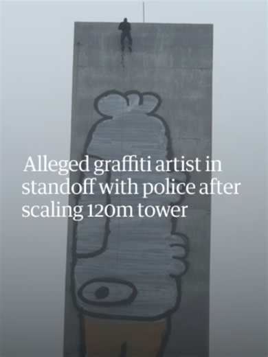 Melbourne standoff: man on Bolte Bridge pillar after graffiti stunt