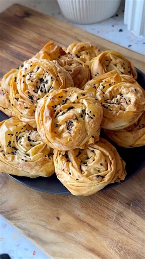 How to make Fillo Crinkle Feta Pies using only four ingredients