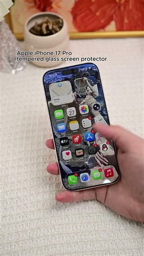Hoerrye iPhone 17 pro max HD Screen Protector Auto Installation Case Friendly #iphone17 #tech