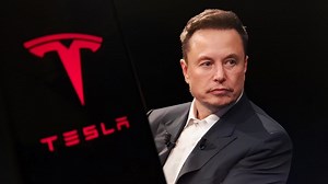 Tesla troubles catch the eye of legendary short-seller James Chanos: 'Why would anyone be selling TSLA?'