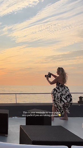 Maxi Dress Styling Tips for Windy Weddings