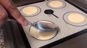 MAKING FORTUNE COOKIES FROM SCRATCH! My friend Brynn got me a...