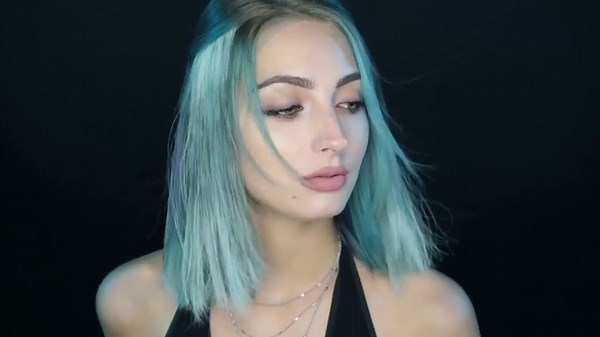 Vivids Mood Color: First heat reactive color-changing hair dye