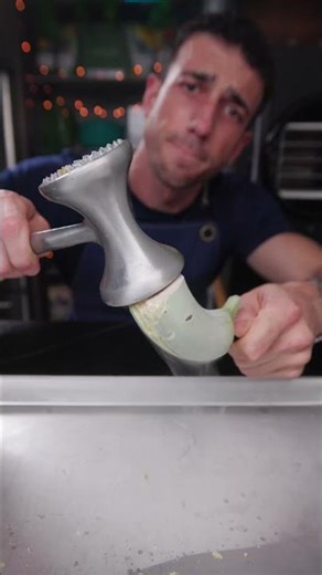 Part 2 Liquid nitrogen 💨 vs Green banana 🍌 #foodscience #moleculargastronomy #liquidnitrogen #eat