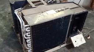 Window AC Icing On Evaporator Pipe - What would be the problem? ================= Subscribe on youtube : youtube : https://www.youtube.com/@fully4world/videos ----------------------------------------------------------. (For Sponsorship Contact) WhatsApp Contact : 923164076971 PCB course detail : http://bit.ly/3KQpM6v AC course details : http://bit.ly/41nEND8 ----------------------------------------------------------------- AC & PCB Course Buy Contact : 923164076971 . Instagram : https://bit.ly/3