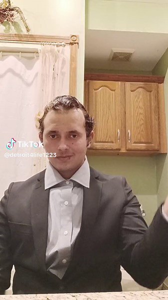 I'm like whoa #viral #rolledeyes #suit #newtrend