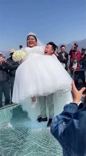 💔 Groom and Bride Fall Through Glass Bridge 😱