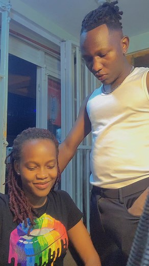 scott_dances💜💦 (@scott_dances)’s videos with original sound - ONLINE MONEY 🇺🇬