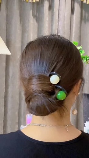all-aboutFashion on Instagram: "How to : Make a Nape bun hairstyle #hairtutorial #hairstyles #cute @aboutfashion_only"