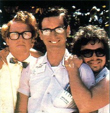 Microsoft hurdling sharks with "Gurus" - 9to5Mac