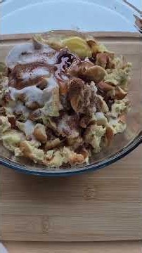 Old-Fashioned Bread Pudding with Raisins