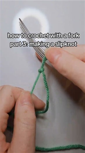 how to crochet a slipknot with a fork #crochet