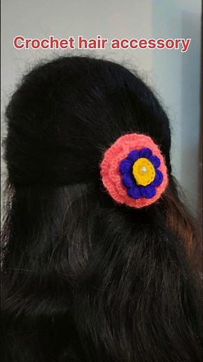 "crochet hair accessories are easy to diy for beginners"