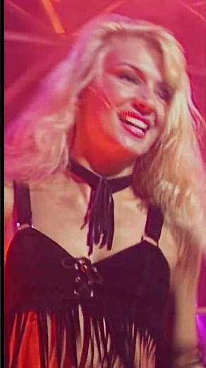 Haddaway performing „What Is Love“ at 'Top Of The Pops' in 1993.