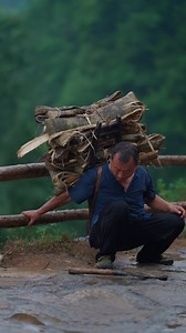 Pipa is a traditional Chinese plucked string instrument with a history of more than 2,000 years and is known as the "King of Folk Music". | Zaoshang hao