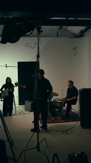 🎥 Whiplash vibes in full effect! 🔥 https://boa.ffm.to/whiplash_album.bio | Bôa