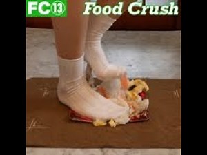 【Full vr.】JAPANESE STUDENT FOOD CRUSH WITH SOCKS
