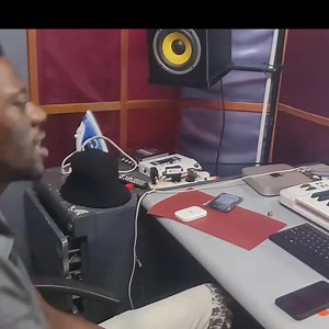 Tongai Obert Moyo is working on a new album at KOM studios | SilMun Arts Directory