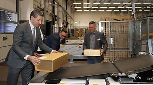 Neues Paketzentrum im Tessin eröffnet
