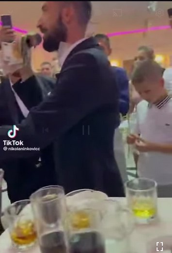 #denispapun #denispapun❤️👑 #borkoradivojevic #borkoradivojevic👑 #live #svadba #carobnjaci