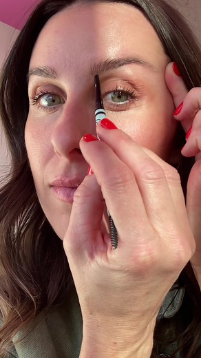 Achieve Natural-Looking Brows with Relume Cosmetics