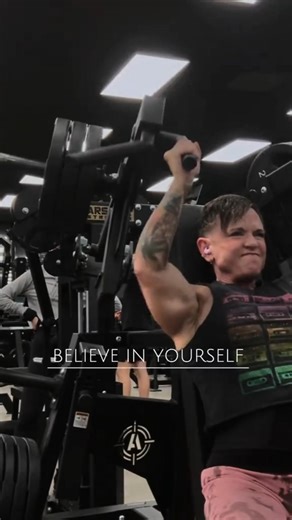 FBB WORKOUT 🔥 Female bodybuilder Trish Wood SHOULDERS Workout #shorts #motivation #gym #strongwomen