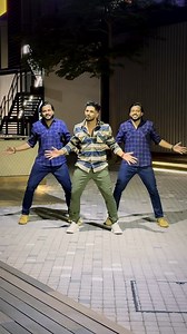 130K views · 4.2K reactions | Thaiya Thaiya ✨ | #Desi2wins #Trending #Video #Dance #Choreography #Tamil #Songs #Twins #ThaiyaThaiya #Twins | DESI 2WINS | Facebook