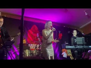 Alina Liikola & Afrodite