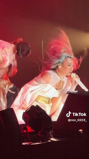 Selfish／倖田來未 @倖田來未 / KODAKUMI #kodakumi_25th #kodakumi #倖田來未 #BestSingleKnight