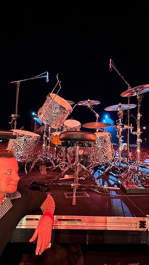 Tre' Cool on Instagram: "Our first trip to @coachella was amazing! We had a blast with all our friends in the desert 🔥🌴 see y’all next week 👀"