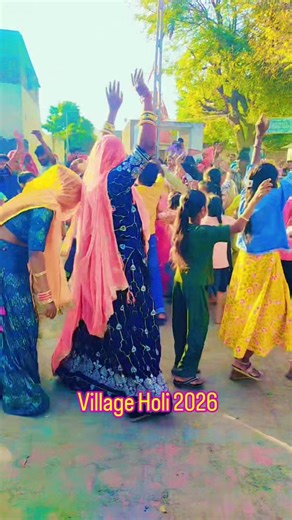 village Holi dance performance #holi #viralvideo #dancevideo @rameshrana4176