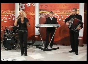 3.9K views · 116 reactions | Vera Matovic LIVE 2009 - Ej, cija frula UZIVO To Majstore Top Music TV | Narodna muzika | Facebook
